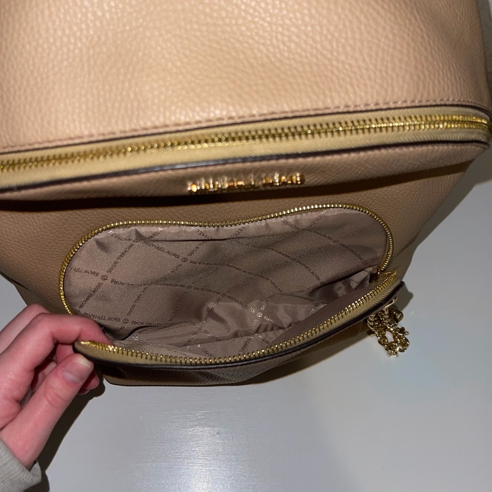 Michael Kors Jet Set Vegan Pebbled Leather Chain Backpack - Picture 5 of 7